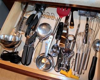 #40 - Kitchenware Lot - assortment of pots / pans and kitchen utensils - Farberware, Revere Ware, cast iron skillet, and more!