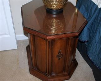 #51 - 3 Small Tables