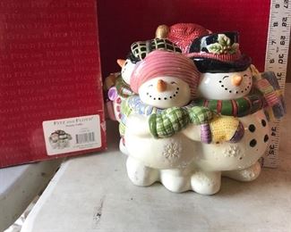 Fitz and Floyd Frosty Folks Cookie Jar with box $20.00
