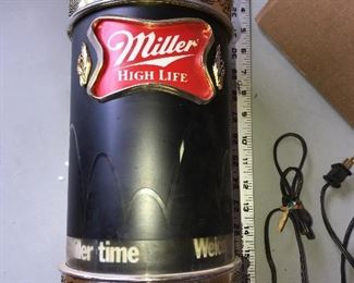 Miller High Life Lights up but does not rotate $60.00