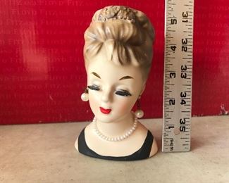 Head Vase Inarco 1963 Audrey Hepburn Breakfast at Tiffanys $38.00