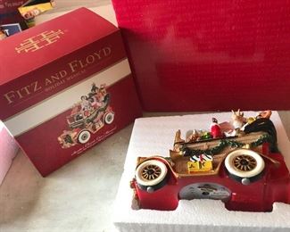 Fitz and Floyd Holiday Santa Classic Car Music Box with Box $40.00