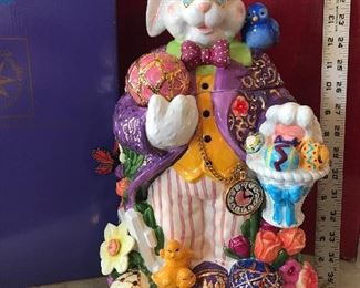 Christopher Radko Dapper  Easter Hare Rabbit Cookie Jar with Box $150.00
