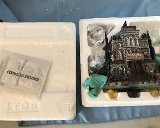 Hawthorne Village Munsters Hotel $24.00