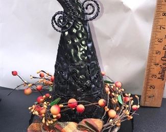 Hat Centerpiece Halloween $8.00