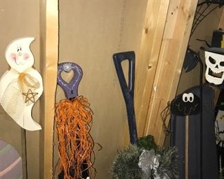 Yard Decorations in photo $5.00 each