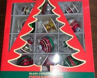 Modern Shiny Brite $8.00