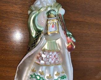 Santa with Lantern $20.00