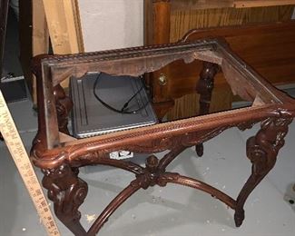 Coffee Table missing glass $20.00