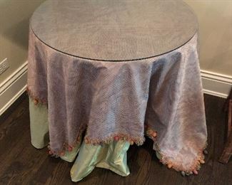 Accent table with Glass top and tablecloths