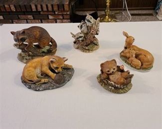 Set of 5 masterpiece porcelain figurines by Homeowners with some damage