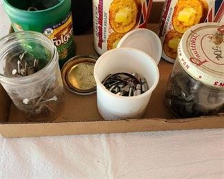 Assorted garage items