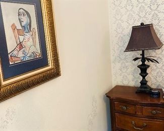 PAIR CENTURY GRAND VILLA NIGHT STANDS. /PAIR DECORATIVE BLACK LAMPS