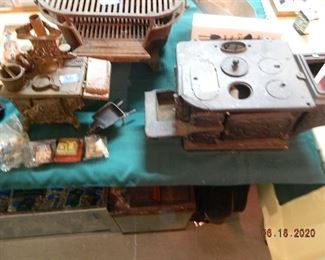 mini cast iron stoves