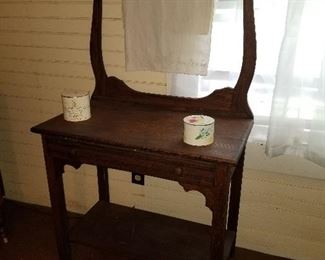 Lot #24 Antique/ Primitive Wash Stand $150