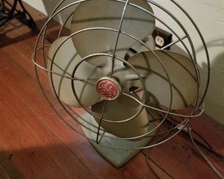 Vintage General Electric Oscillating Table Fan