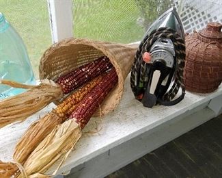 Vintage Electric Iron (Mid 70's)