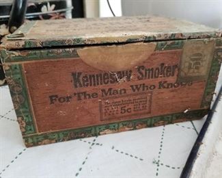 Vintage Kennesaw Smoker Marietta Cigar Box