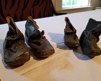 Antique Victorian Children' Shoes / Black Girl's Button Up High Top Boots Scalloped Edges / Victorian Leather $10