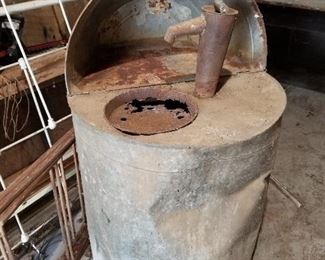 Antique Farm Water Storage container with Tub to cover $65