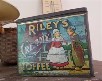 VINTAGE RILEYS TOFFEE TIN /CAN/BOX HALIFAX ENGLAND DISPLAY TIN