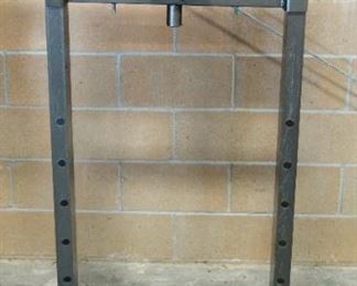 Central Machinery 20 Ton Shop Press Item 60603 With Hydraulic Bottle Jack