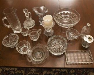 82. Decorative Glass Dishes