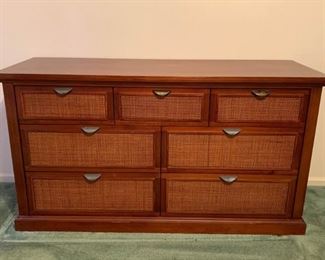 Pier 1 Dresser