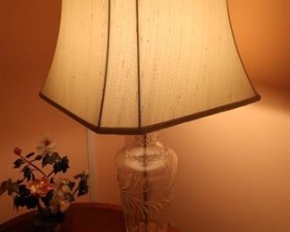 8 glass lamp