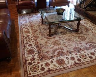 40   Kingsley house wool  rug  9'8"  x   7" 10"   Price  is 200.00  (  not  the  table)