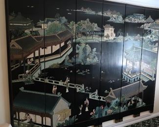   102   oriental  screen   (can  also  be  mounted  on  wall)