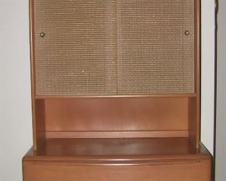 Heywood Wakefield china cabinet