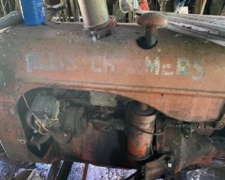 Model B 1952 Allis chalmers tractor 