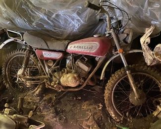 Vintage Kawasaki 100 motorcycle dirt bike 