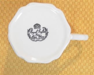 86. Lot S86 (0167.jpg 0168.jpg) -  Pair Cups – Royal Grafton Fine Bone China England - Tea/Coffee Cups