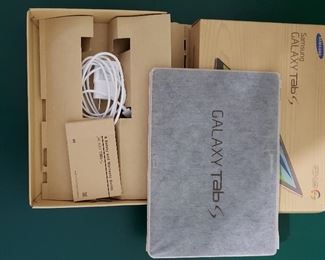 124. Lot E124 (0229.jpg 0230.jpg) - Galaxy Tab S Samsung Model SM-T800 16GB; In new condition with original box and manuals.