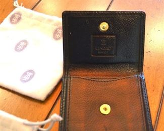 134. Lot S134 (0255.jpg 0256.jpg) - $24 – Lladro Society Collectors 2 Piece Leather Wallet Purse with Key Chain & Wallet with Dust Covers, Has Lladro Porcelain Logo.