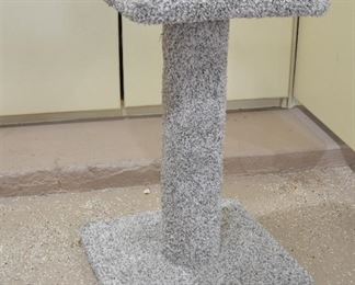 150. Lot F150 (0277.jpg) - $25.00 - Cat Scratch Post – 26.5 High