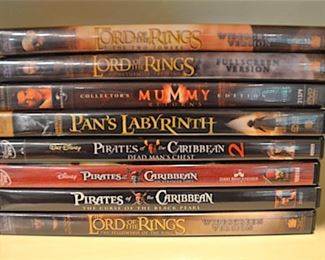 182 Lot D004 – 0350.jpg – 8 DVDs Lord of the Ring; Pirates of the Caribean
