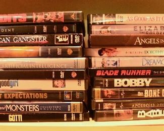 186. Lot D008 - 0354.jpg - 20 DVDs - Movies Miscellaneous
