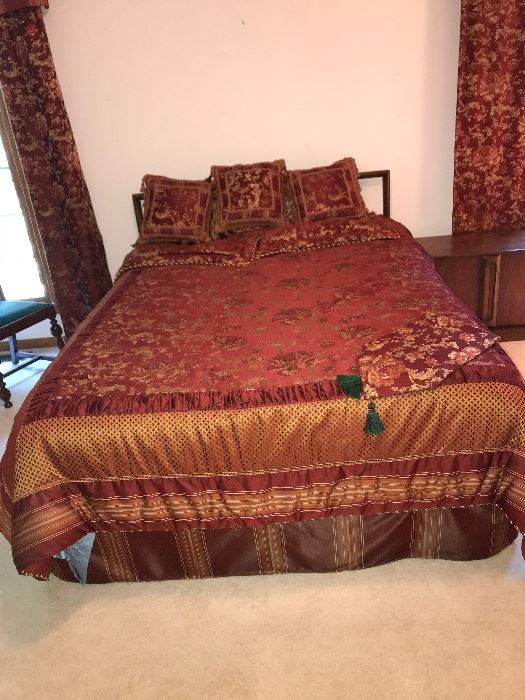 Queen Size Bedding Set, does not include bed or the bed skirt $40.00 (pick up only)