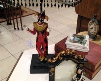 Jester lamp and frame