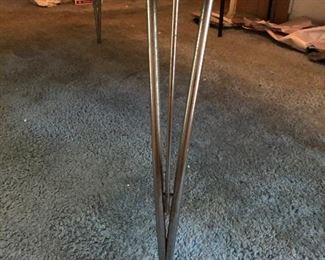 MCM table leg