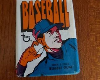 1970 Topps baseball pack, 30 available.
These packs have been previously opened