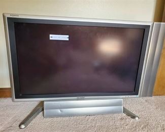 Sharp Television 32 inch - No Remote