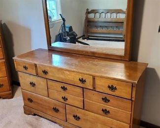 Antique Oak Dresser with Mirror - Dovtail Drawers - Deep Drawers