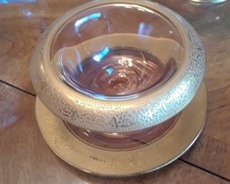 Rolled rim sauce or mayo bowl and underplate with decorative gold rim