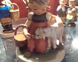 Hummel girl with lamb