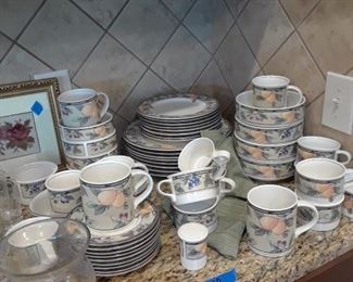 Mikasa Intaglio Garden Harvest dinnerware