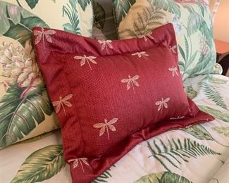 Lot P29, Thomasville Queen Bedding Set, includes queen comforter and shams, sheets, curtains, and shower curtains, $50/all